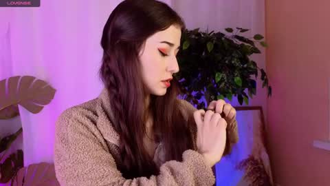 Monica online show from December 19, 4:23 am