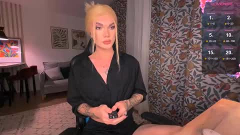 Sandra Muse online show from October 12, 3:04 pm