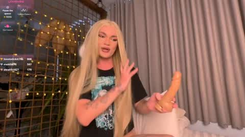 Sandra Muse online show from May 28, 8:01 am