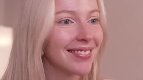 STELLA  Im here today online show from March 1, 3:49 pm