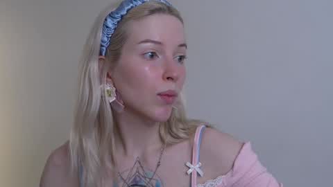 STELLA  Im here today online show from January 26, 2:30 pm