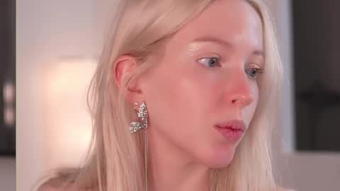 STELLA  Im here today online show from February 10, 3:53 pm