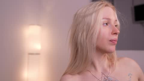 STELLA  Im here today online show from February 4, 6:38 pm
