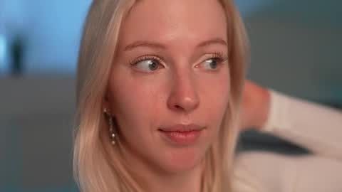 STELLA  Im here today online show from February 19, 1:39 pm