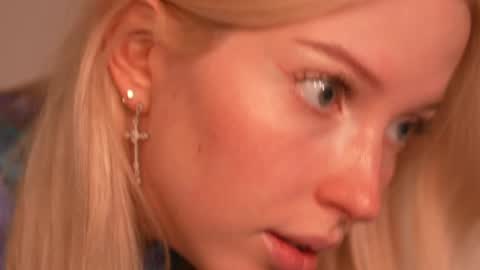 STELLA  Im here today online show from January 14, 4:39 pm