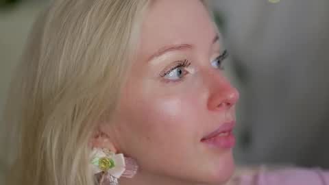 STELLA  Im here today online show from February 18, 3:31 pm