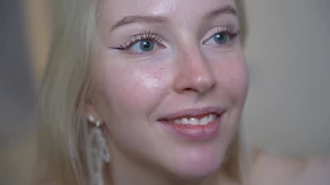 STELLA  Im here today online show from January 16, 8:03 pm