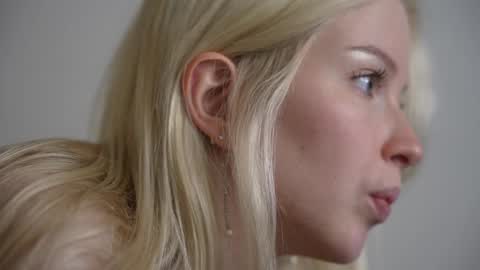 STELLA  Im here today online show from January 18, 12:13 am