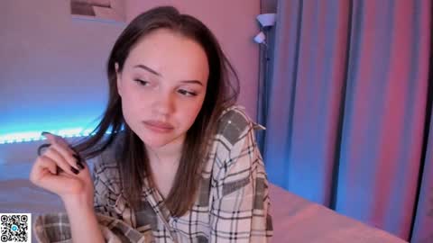 Snapshot of mya66maya chatting on December 18, 7:08 pm Maya online show from December 18, 7:08 pm