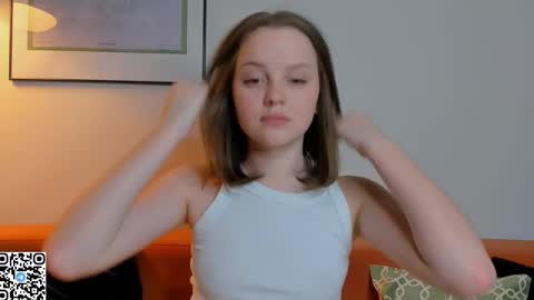 Snapshot of mya66maya chatting on February 27, 9:58 pm Maya online show from February 27, 9:58 pm