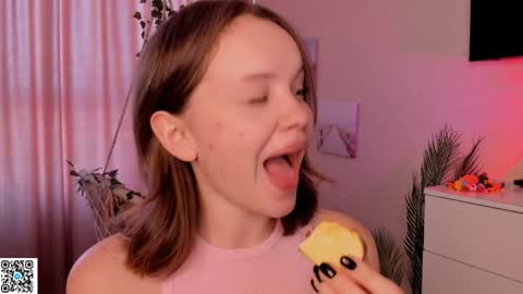 Snapshot of mya66maya chatting on January 28, 12:11 pm Maya online show from January 28, 12:11 pm