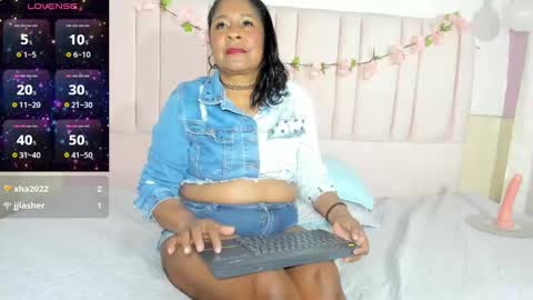 mya_blaze online show from October 14, 2:20 pm