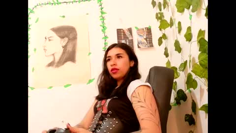 Snapshot of myagosling13 chatting on September 9, 5:02 pm miagosling NTMU Dont forget follow me online show from September 9, 5:02 pm