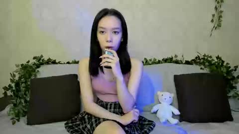 MyCherryMolly online show from March 6, 1:57 pm