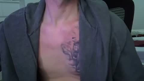 Big Dick Huhu online show from October 23, 6:09 pm