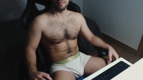 Snapshot of myhairymacho chatting on March 1, 2:23 pm Juan OF myhairymacho online show from March 1, 2:23 pm