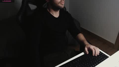 Snapshot of myhairymacho chatting on March 2, 6:30 pm Juan OF myhairymacho online show from March 2, 6:30 pm