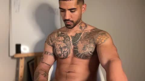 Myke esthetic online show from February 9, 3:11 am