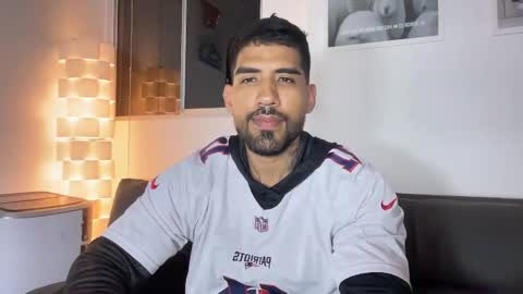 Myke esthetic online show from February 15, 7:51 am