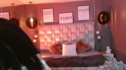 myla rossi online show from September 10, 11:39 pm