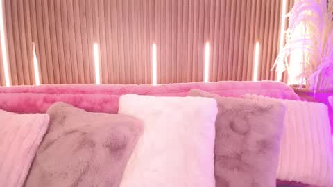 Myla  online show from October 6, 3:57 am