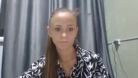 mylittle_flame online show from October 13, 1:57 pm