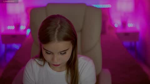 mylolasky online show from September 23, 8:04 pm