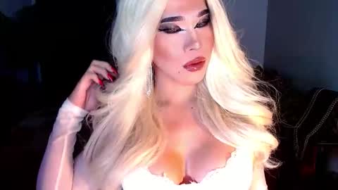 Snapshot of mylovingsofia chatting on March 12, 6:00 pm GODDESS SOFIA take me private show or passwordshow i cum to you online show from March 12, 6:00 pm