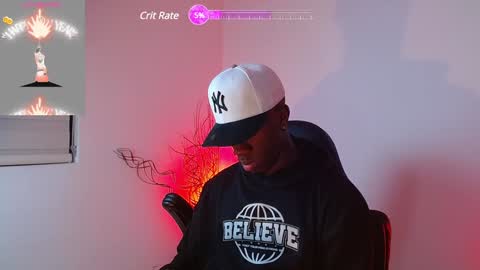 Snapshot of mylowallacee chatting on February 1, 3:30 am Mylo Wallace online show from February 1, 3:30 am
