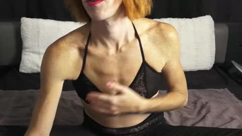 Snapshot of mymiesexy chatting on September 13, 9:50 pm mymiesexy online show from September 13, 9:50 pm