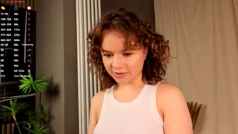 Monique with Curls online show from February 22, 8:44 pm