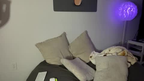 mynameisjeremy online show from December 23, 8:09 am