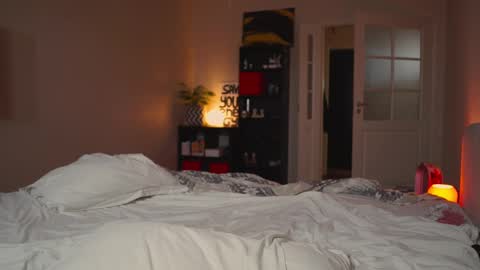 Snapshot of mynaughtynights chatting on February 19, 8:44 am Sima online show from February 19, 8:44 am