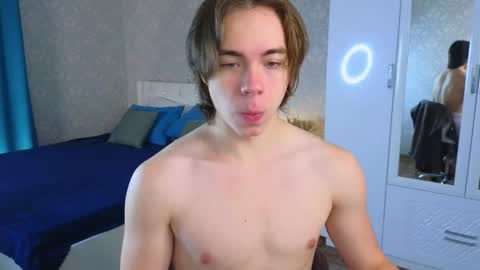 Mickey online show from March 8, 2:55 am