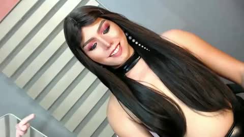 Snapshot of mysterious_diva chatting on February 17, 6:31 am SUPPORT GODDESS TRISHA AND DONT FORGET TO FOLLOW ME online show from February 17, 6:31 am