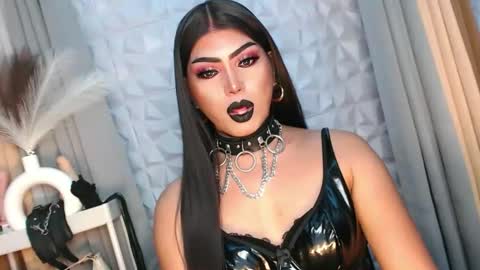 Snapshot of mysterious_diva chatting on September 17, 6:55 pm SUPPORT GODDESS TRISHA AND DONT FORGET TO FOLLOW ME online show from September 17, 6:55 pm