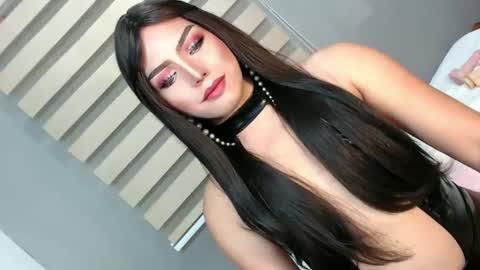 Snapshot of mysterious_diva chatting on February 2, 9:23 pm SUPPORT GODDESS TRISHA AND DONT FORGET TO FOLLOW ME online show from February 2, 9:23 pm