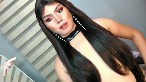 Snapshot of mysterious_diva chatting on February 17, 12:21 am SUPPORT GODDESS TRISHA AND DONT FORGET TO FOLLOW ME online show from February 17, 12:21 am