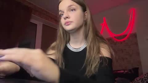 mysterious_wink online show from December 5, 5:33 pm