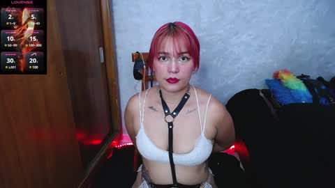Snapshot of mystery_katty_ chatting on January 15, 9:30 pm mystery_katty_ online show from January 15, 9:30 pm