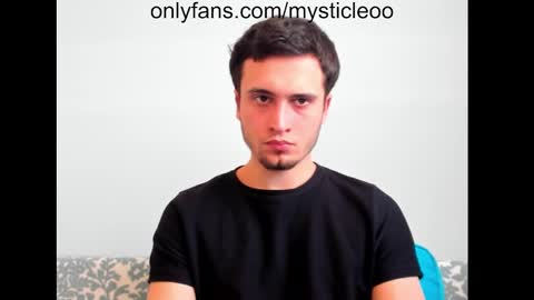 Snapshot of mysticleoo chatting on March 3, 3:32 pm Mystic Leo online show from March 3, 3:32 pm