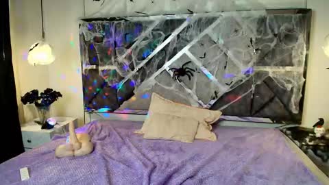 Mystic  online show from October 9, 9:09 pm