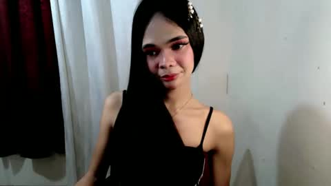 Snapshot of mysticofcum22 chatting on October 6, 7:26 am Krestine online show from October 6, 7:26 am