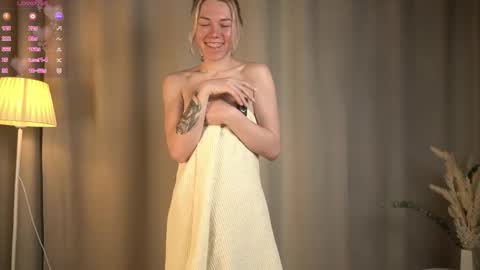 Olivia or just olive online show from February 22, 8:44 pm