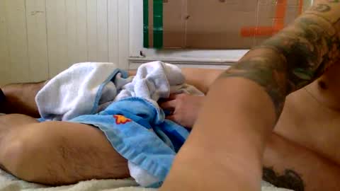 Snapshot of mywi11yisbiggy chatting on March 12, 10:28 pm str8 dom alphaAsian Daddy type. sorry not bi or curious but i dont judgediscrimenate. online show from March 12, 10:28 pm