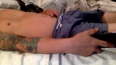 str8 dom alphaAsian Daddy type. sorry not bi or  curious but i dont judgediscrimenate. online show from November 8, 4:21 pm