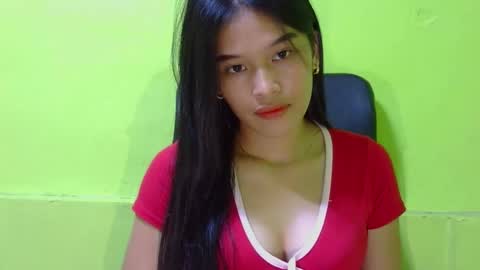 nessa online show from December 17, 4:14 pm