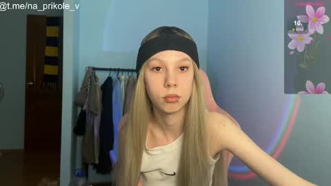 Vanessa and Julia  online show from September 29, 7:35 pm