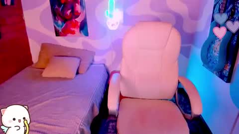 Camila-   free online show from February 25, 8:53 pm