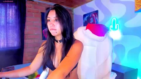 Camila-   free online show from December 28, 7:43 pm